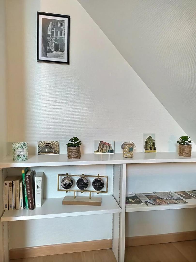 Le Travel - Appartement Equipe Proche Centre Et Yschools Troyes Ngoại thất bức ảnh