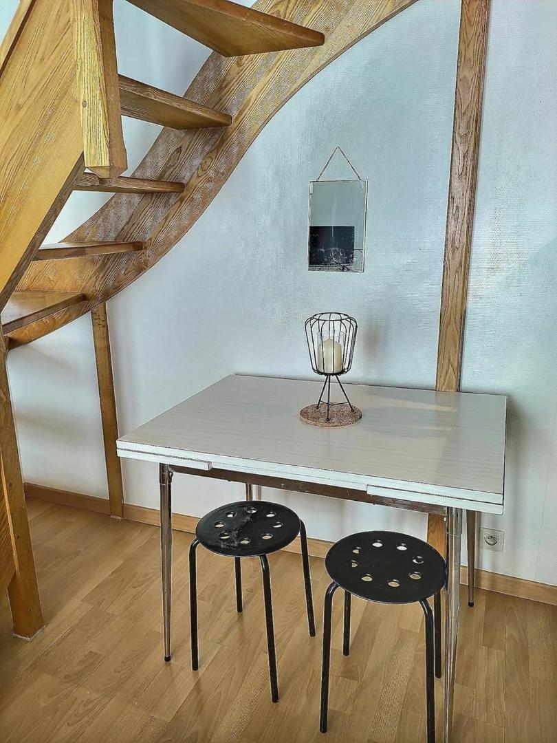 Le Travel - Appartement Equipe Proche Centre Et Yschools Troyes Ngoại thất bức ảnh
